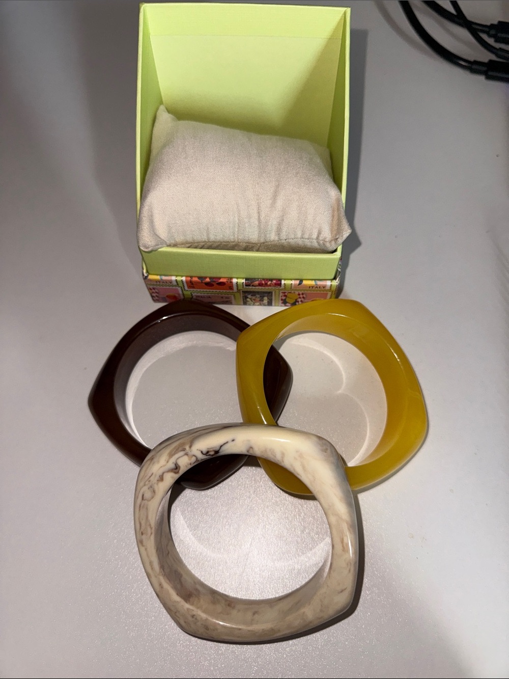 Three-Piece Resin Bangle Bracelet Set - Cream, Mustard, Brown - Picture 2 of 2
